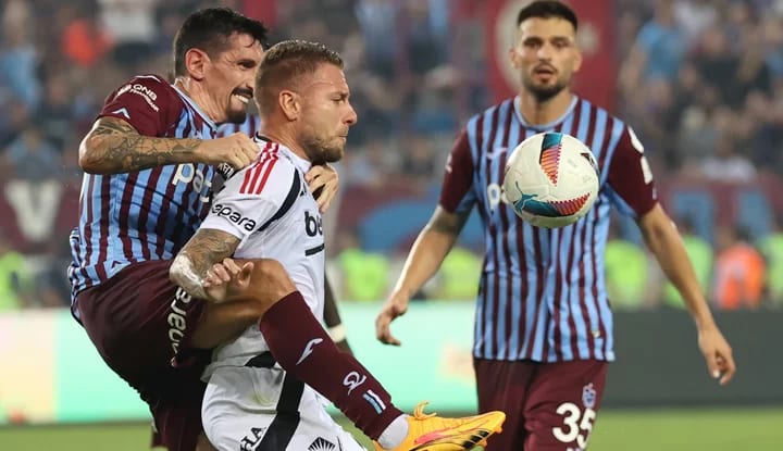 Beşiktaşlı taraftarlardan tepki! Immobile'nin penaltı beklentisi cevapsız kaldı!