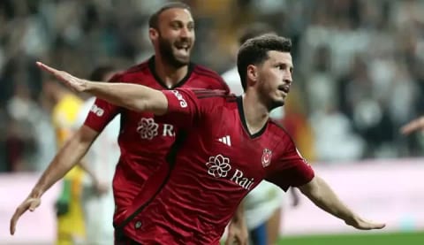 Beşiktaş'ta 1 imza, 1 veda yolda!