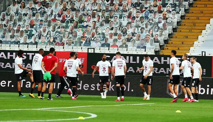 Beşiktaş'ta 3 isim satılacak, 2 isimle yollar ayrılacak!