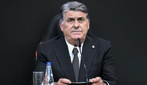 Beşiktaş'ta Adalı imzaları topladı!