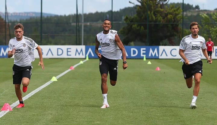 Beşiktaş'ta Adem Ljajic, herkesi şaşırttı!