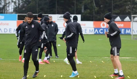 Beşiktaş'ta Adem Ljajic ve Mensah, antrenmanda yer aldı mı? İşte detaylar...