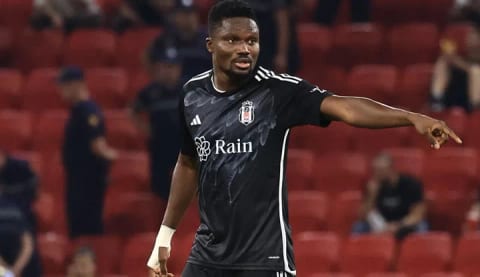 Beşiktaş'ta Amartey 8 maç yok!