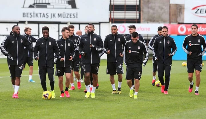 Beşiktaş'ta antrenmanların başlama tarihi belli oldu!