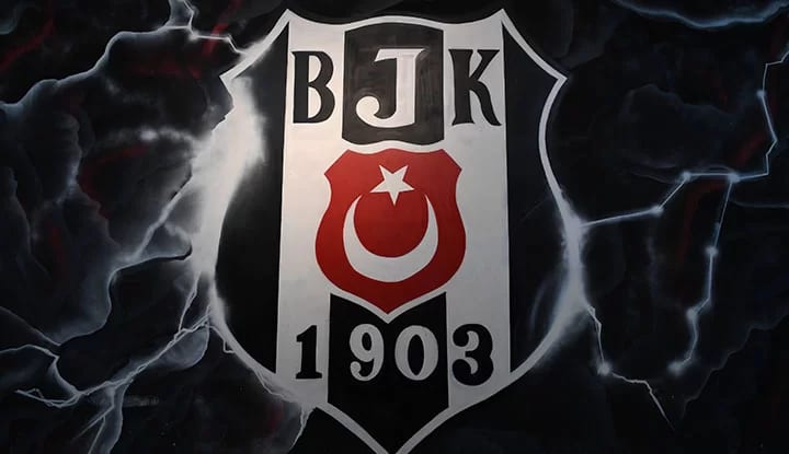 Beşiktaş'ta ayrılık kapıda! İpler her an kopabilir!