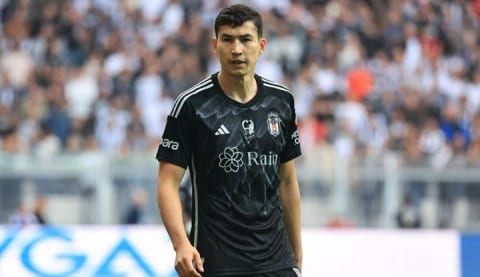 Beşiktaş’ta Bakhtiyor Zaynutdinov sakatlandı!
