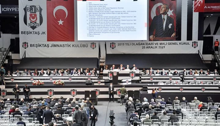 Beşiktaş'ta başkanlık için yeni aday iddiası! Cevap verdi!