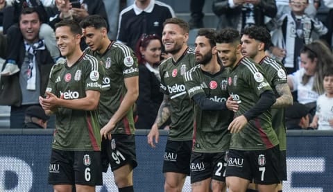 Beşiktaş'ta beş isimle yollar ayrılıyor!