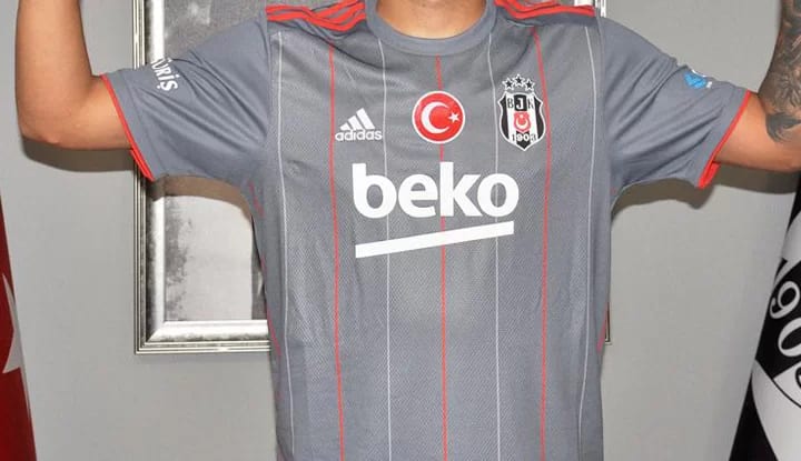 Beşiktaş'ta bir sakatlık daha! Devam edemedi!