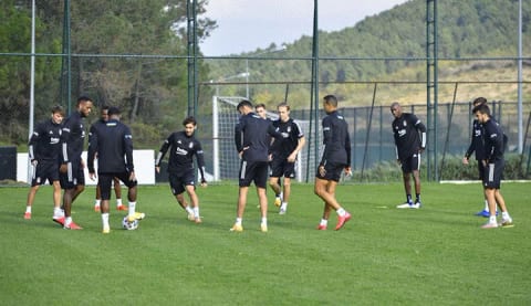 Beşiktaş'ta bu kez iyi haber! Antrenmanlara başladı!