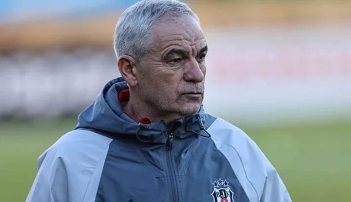 Beşiktaş'ta Çalımbay'ın yerine tanıdık isim! Bir sonraki hoca da hazır...