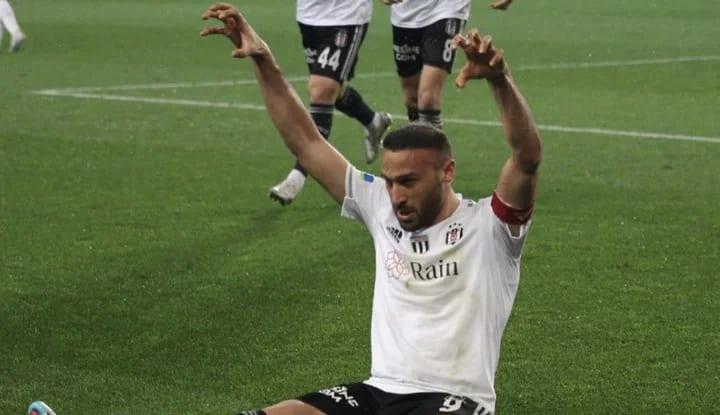 Beşiktaş'ta Cenk Tosun'un yerine 2 aday!
