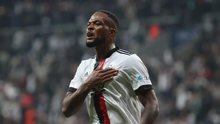 Beşiktaş'ta Cyle Larin'de sıcak gelişme!
