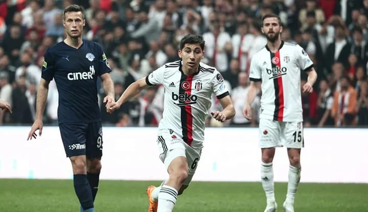 Beşiktaş'ta Emirhan İlkhan gelişmesi