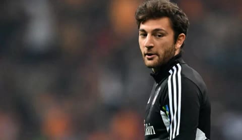 Beşiktaş'ta Emrecan Uzunhan için karar verildi!