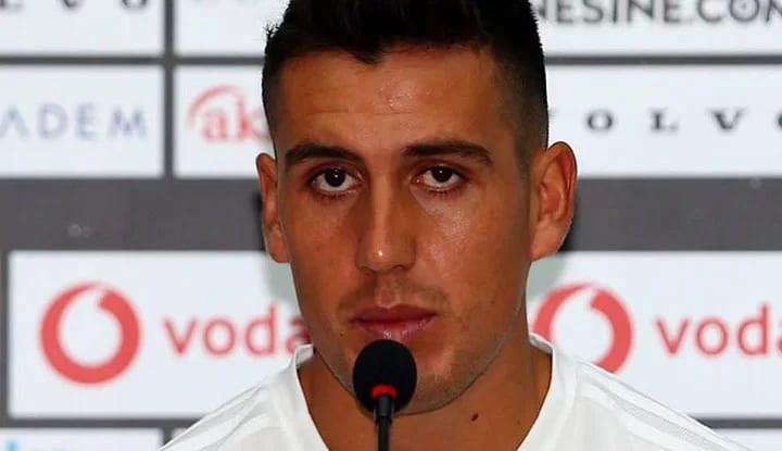 Beşiktaş'ta Enzo Roco'ya iki talip!