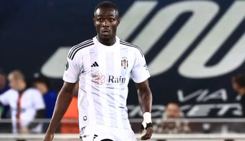 Beşiktaş'ta Eric Bailly ilk siftahı yaptı!