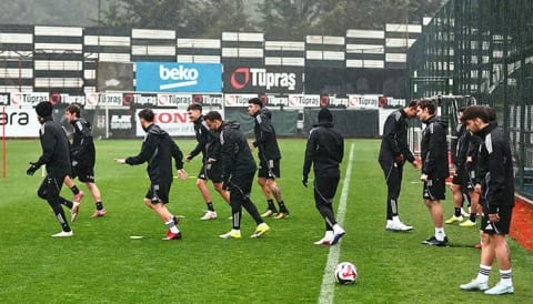 Beşiktaş’ta Fenerbahçe maçı hazırlıkları sürüyor!