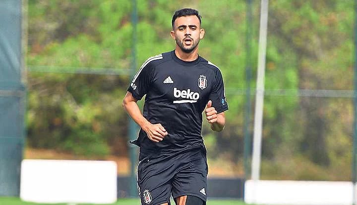 Beşiktaş'ta Ghezzal ısınıyor