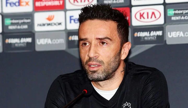 Beşiktaş'ta Gökhan Gönül gelişmesi! Tek şartı var! İşte detaylar...