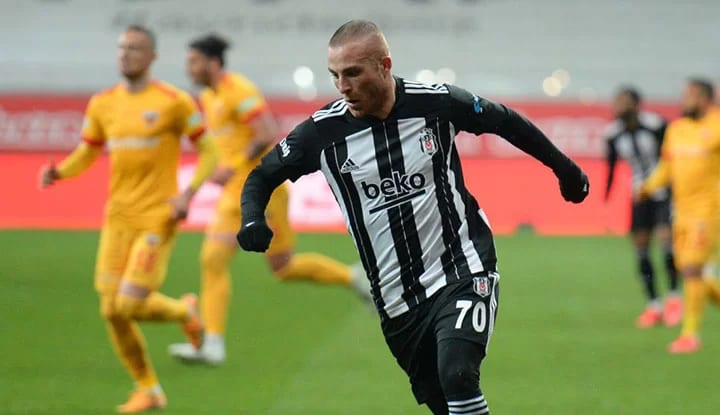 Beşiktaş'ta Gökhan Töre'nin opsiyon hedefi