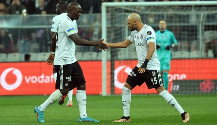 Beşiktaş'ta gözler iki yıldızda!