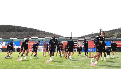 Beşiktaş'ta günün antrenmanından notlar! Ersin Destanoğlu ve Rıdvan Yılmaz...