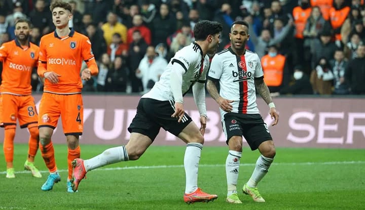 Beşiktaş'ta Güven Yalçın gelişmesi