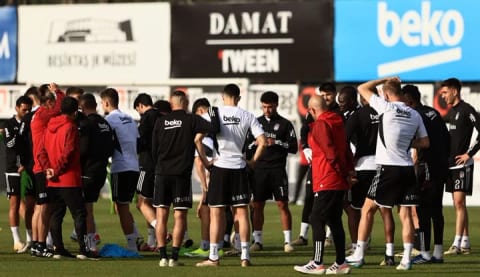 Beşiktaş'ta ilk yolcular belli oldu!