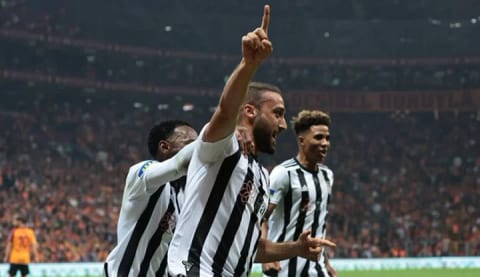Beşiktaş'ta kaptanlık bandı el değiştiriyor!