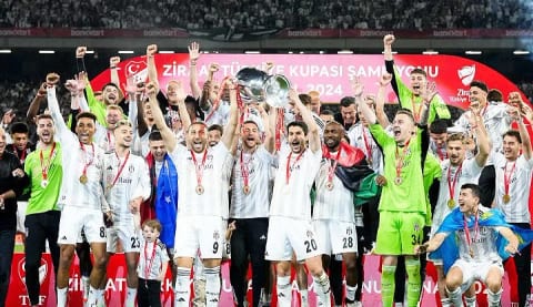 Beşiktaş'ta kupa sonrası dev prim!