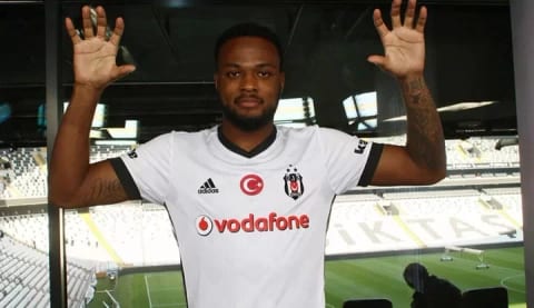 Beşiktaş'ta Larin için sürpriz karar