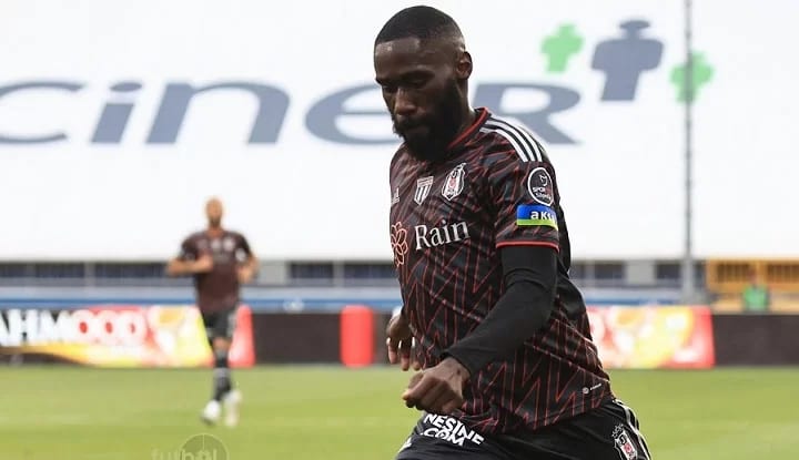 Beşiktaş’ta Masuaku cezalı duruma düştü!