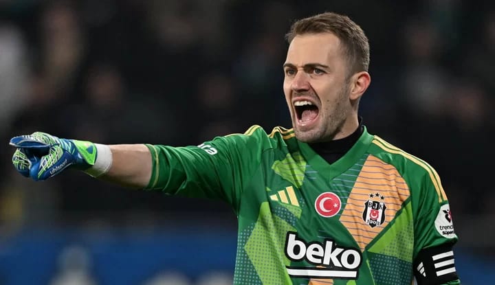 Beşiktaş'ta Mert Günok şoku!