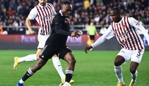 Beşiktaş'ta Muleka gol fırsatlarını değerlendiremedi!