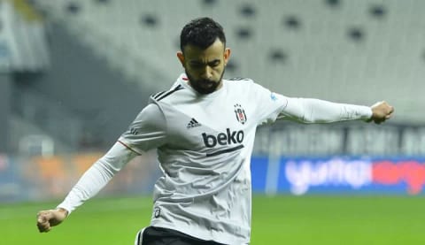 Beşiktaş'ta Rachid Ghezzal fırtınası! Transferi kurye ile yetiştirilmişti...