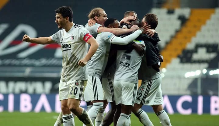 Beşiktaş'ta şampiyonluk yolu İstanbul!