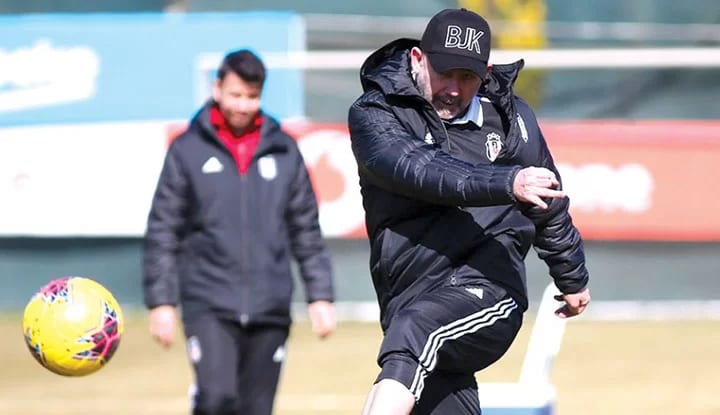 Beşiktaş'ta Sergen Yalçın'dan 8 maç için flaş karar!