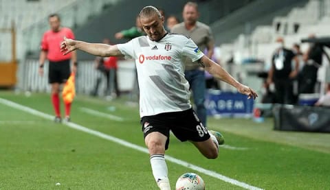 Beşiktaş'ta sıcak gelişme! Çebi, Caner Erkin ile görüştü! İşte son teklif...