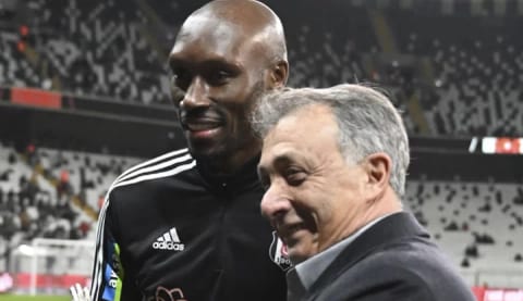 Beşiktaş'ta son karar Atiba'nın!