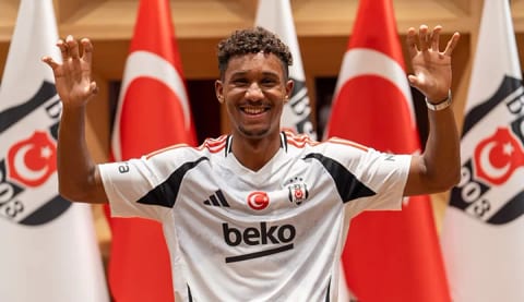 Beşiktaş’ta stoper krizi