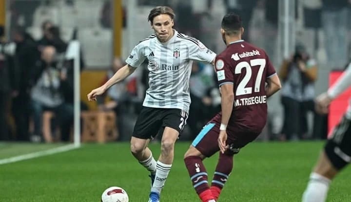 Beşiktaş'ta Svennson ile yollar ayrılıyor!