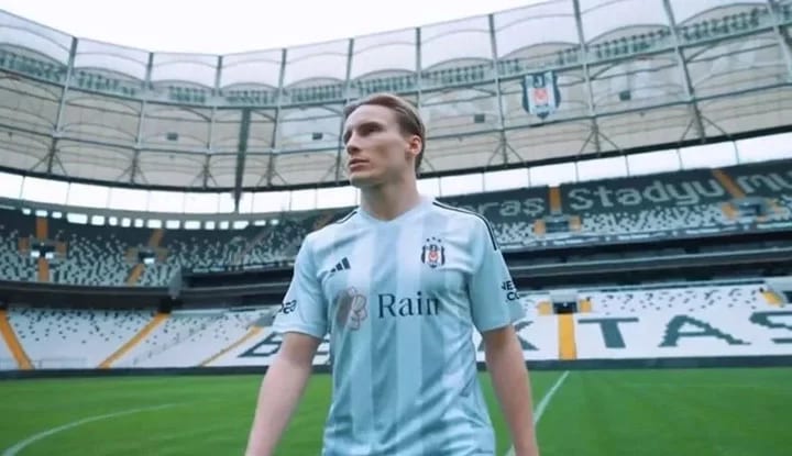 Beşiktaş'ta Svensson’a ülkesinden teklif!