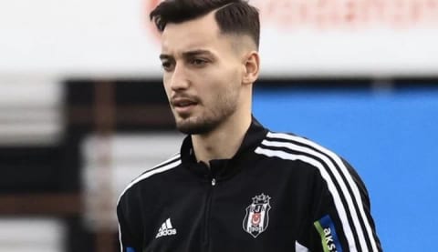 Beşiktaş'ta Tayyip Talha sakatlandı!