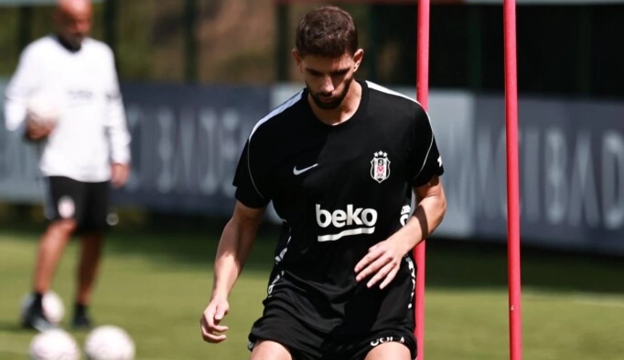 Beşiktaş'ta Ümit Akdağ ilk antrenmanına çıktı!