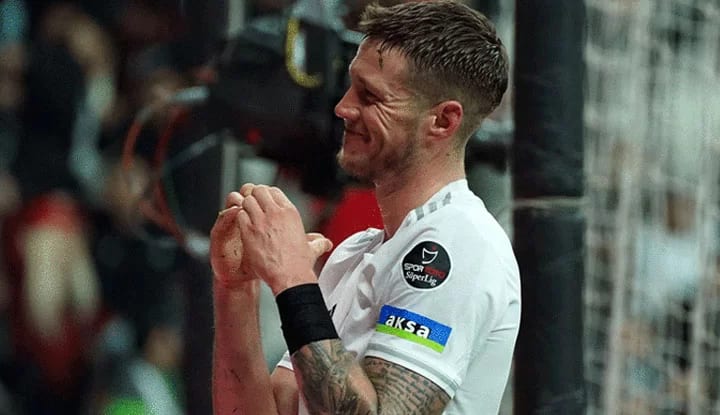 Beşiktaş'ta Wout Weghorst sürprizi!
