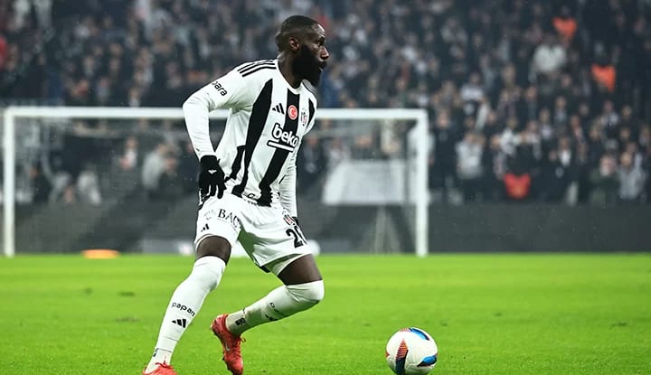 Beşiktaş'ta yabancı sorunu devam ediyor