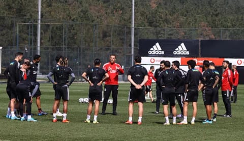 Beşiktaş'ta yeni devir başlıyor! Valerien Ismael'den sürpriz talep