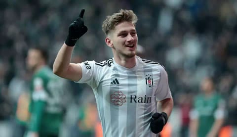 Beşiktaş’ta yönetim Semih Kılıçsoy ile görüşecek!