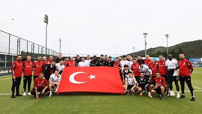 Beşiktaş'tan, 19 Mayıs kutlaması!